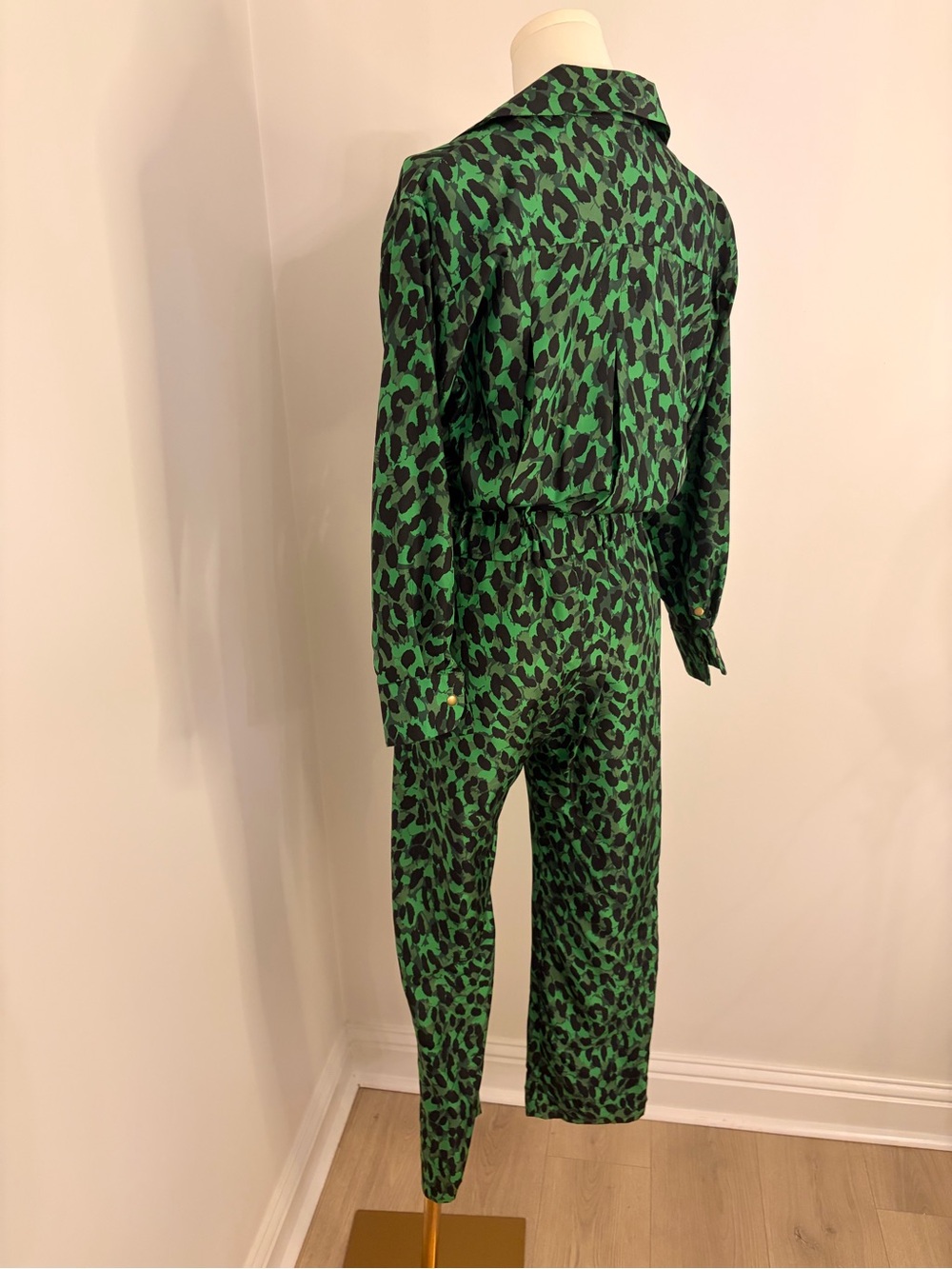 Julie Harrah Silk Longsleeve Flightsuit In Emerald Green Size XS/S - Picture 8 of 16